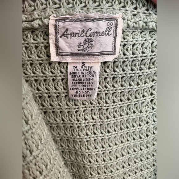 Vintage 1970s crochet cardigan - Picture 4 of 5